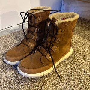 Women’s Sorel Explorer II Joan Boot size 9